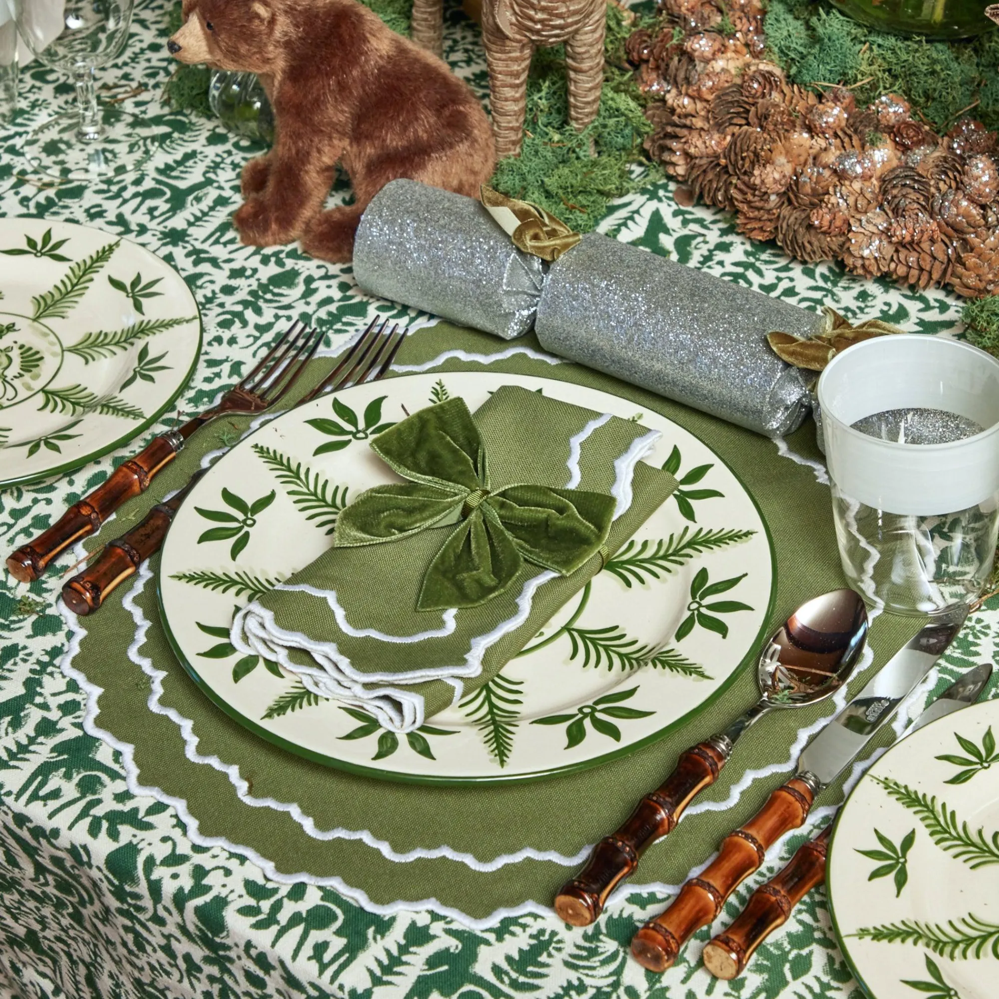 Beatrice Forest Green Napkins (Set Of 4)|Mrs. Alice Clearance