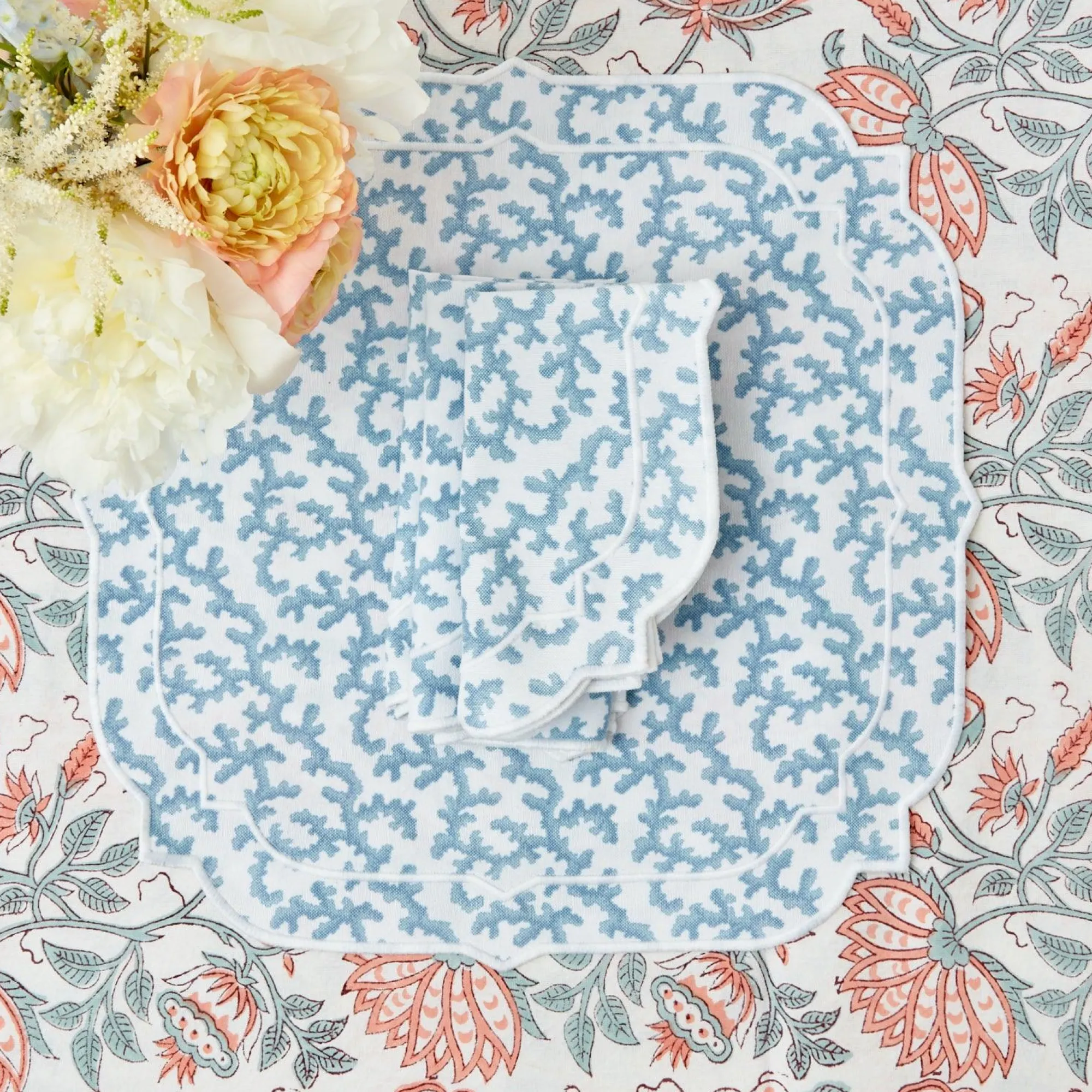 Edie Blue Coral Napkins (Set Of 4)|Mrs. Alice Outlet
