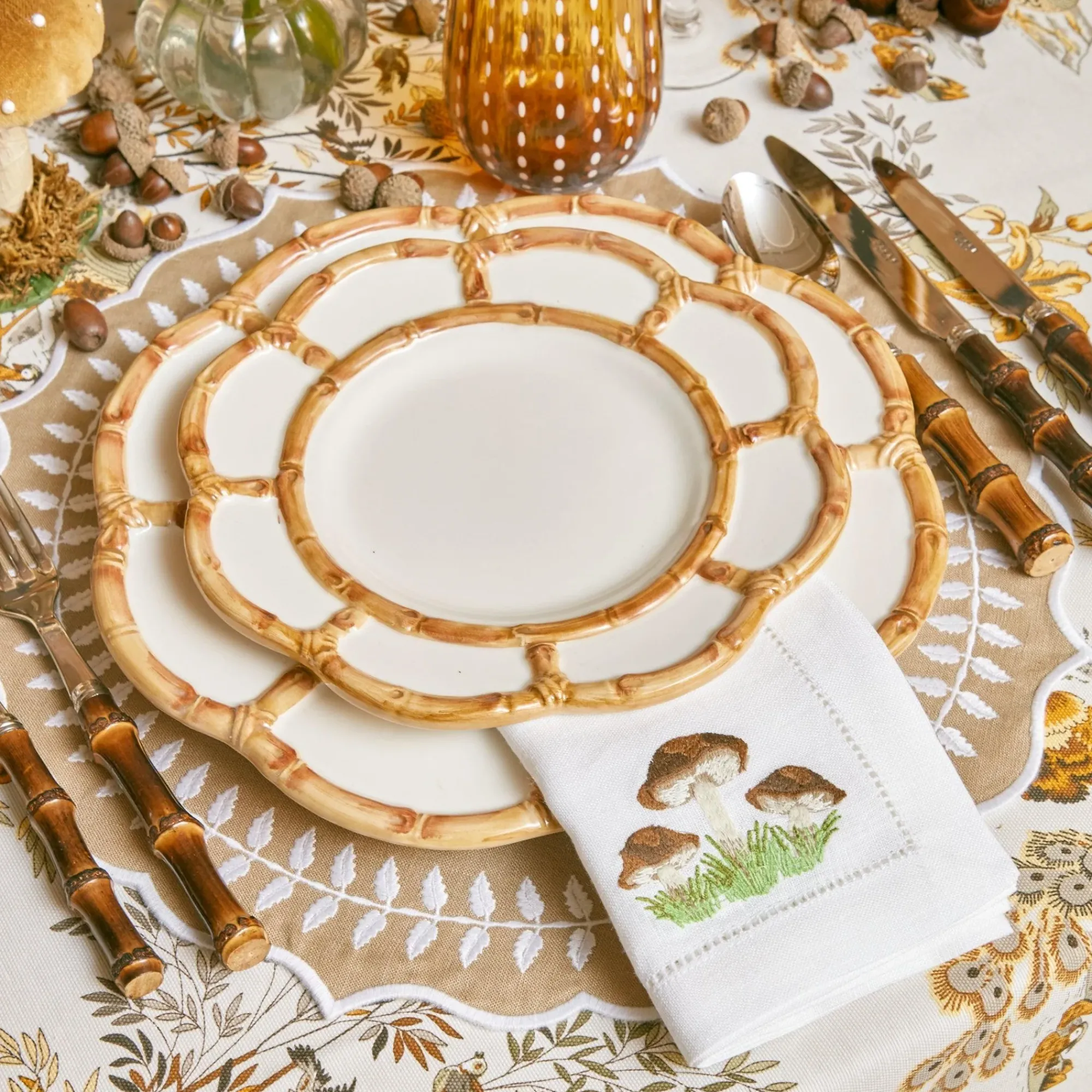 Mushroom White Linen Napkins (Set Of 4)|Mrs. Alice Online