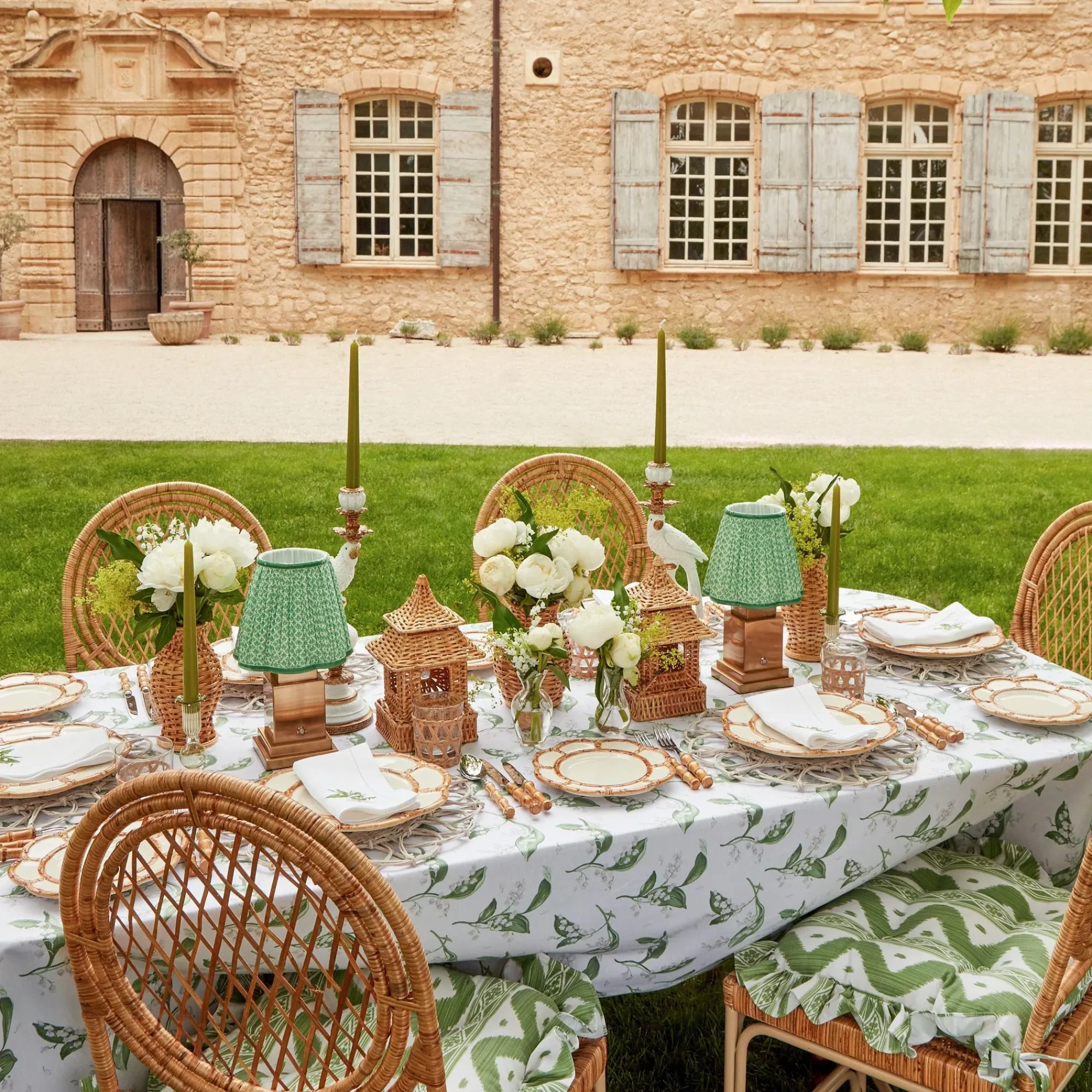 Petal Bamboo Ceramic Dinner Plate|Mrs. Alice Best