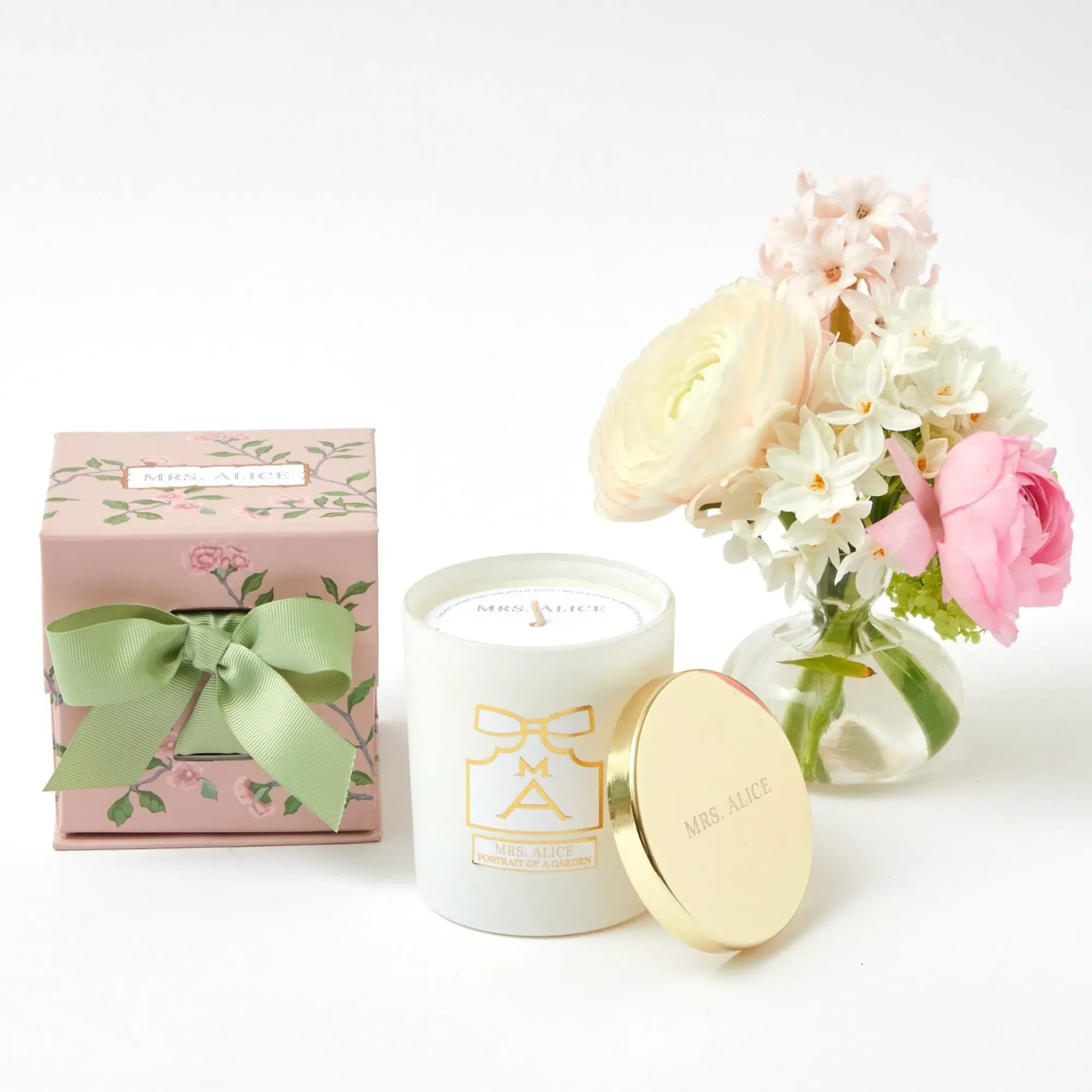 Portrait Of A Garden Scented Candle|Mrs. Alice Hot