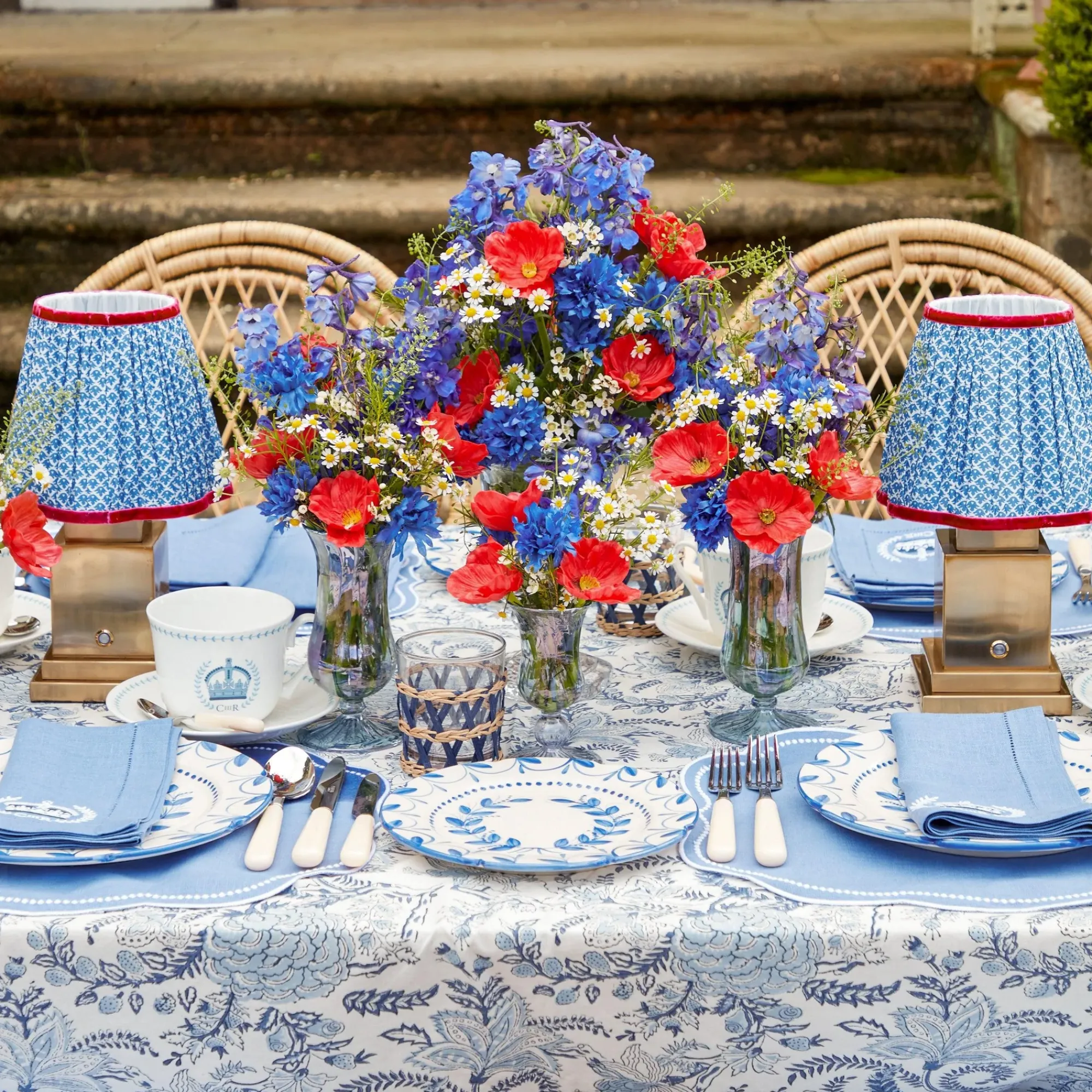 Rechargeable Lamp With Blue Lotus Lampshade|Mrs. Alice Hot