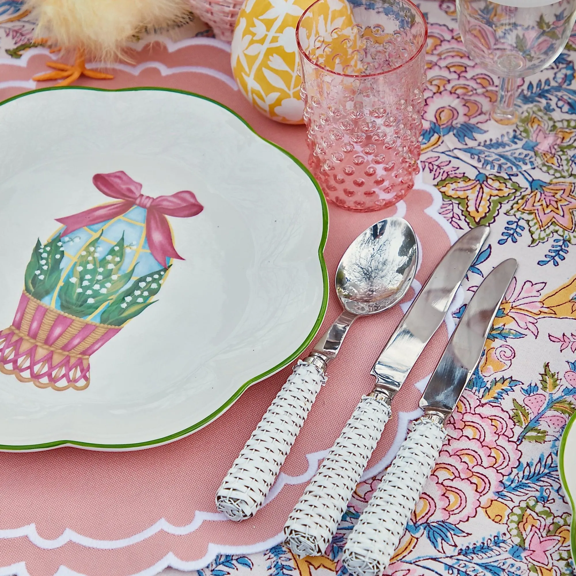 Scalloped Easter Dinner Plate (Set Of 4)|Mrs. Alice Best