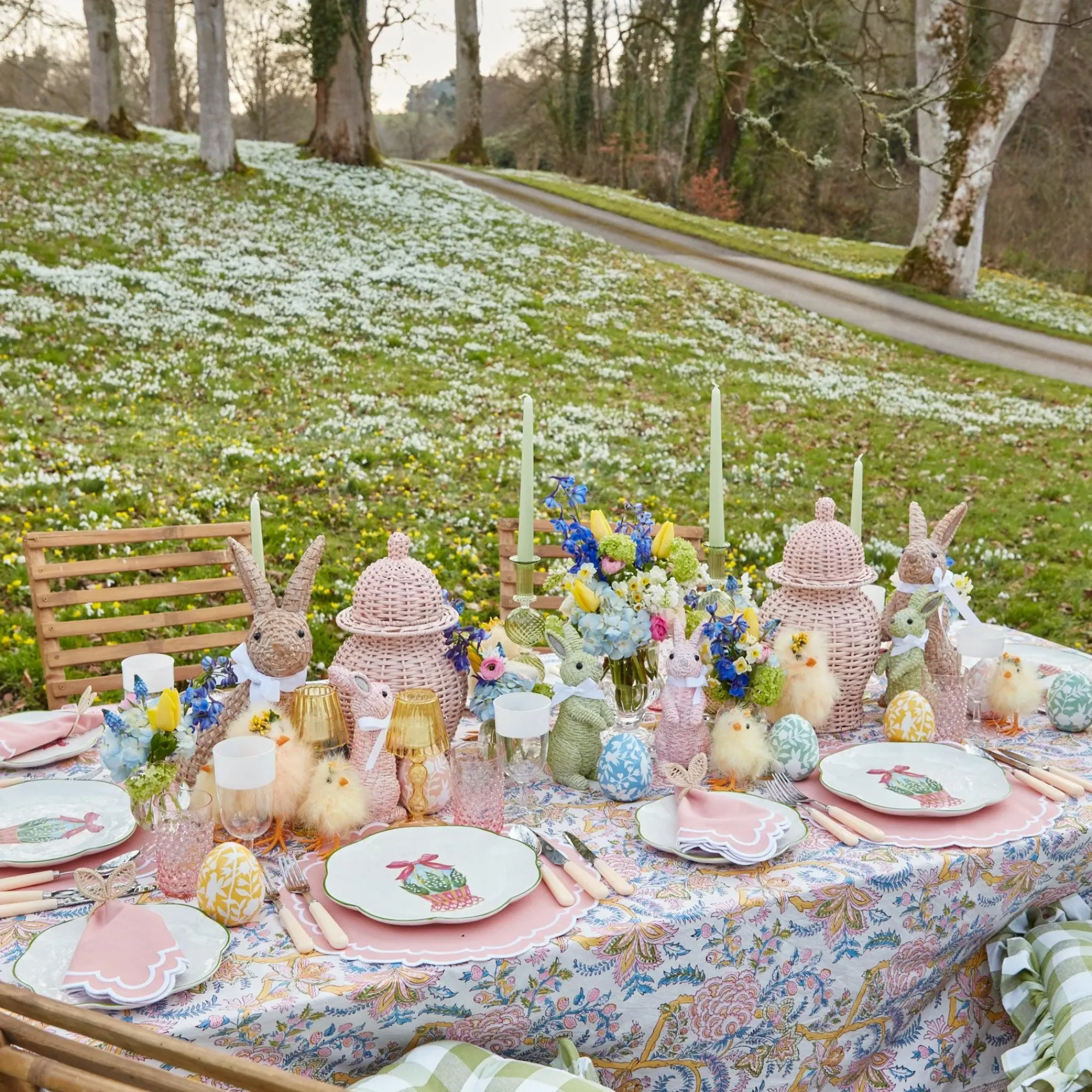 Scalloped Easter Dinner Plate (Set Of 4)|Mrs. Alice Best