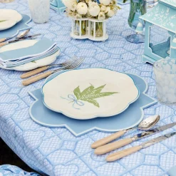 Scalloped Lily Of The Valley Dinner Plate|Mrs. Alice Clearance