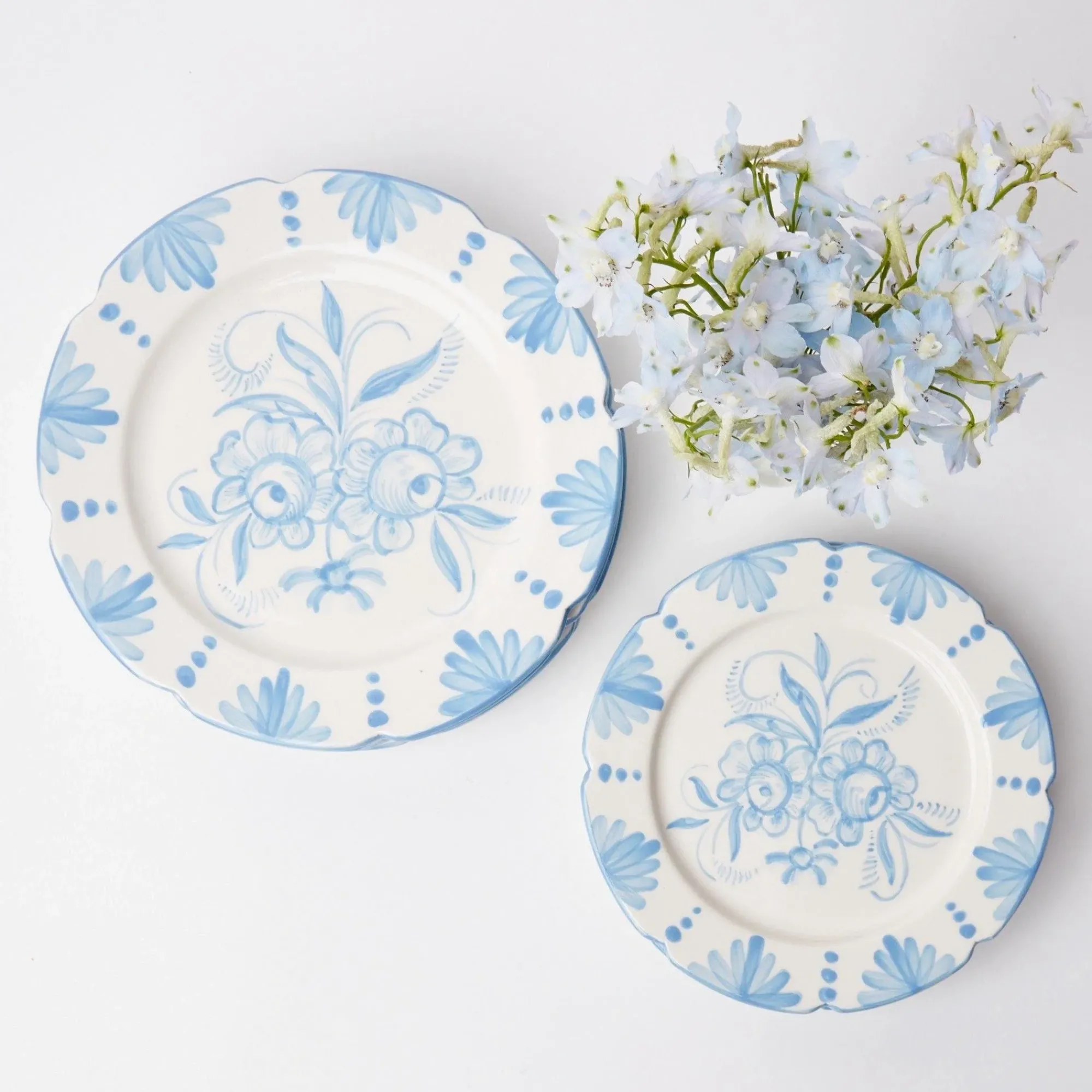 Seville Blue Gardenia Dinner Plate (Set Of 4)|Mrs. Alice