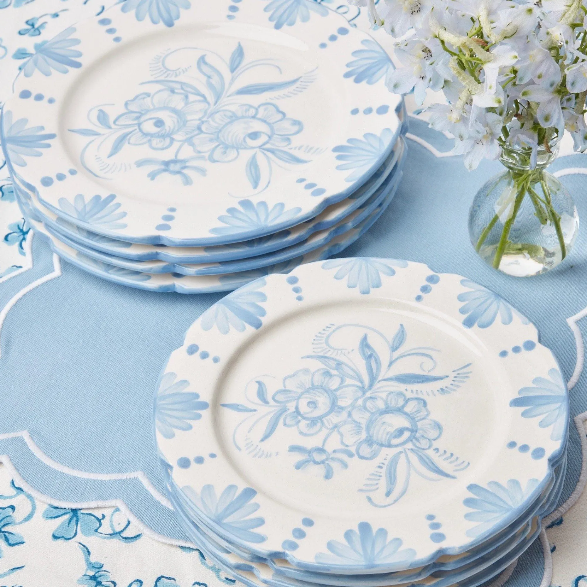 Seville Blue Gardenia Dinner Plate (Set Of 4)|Mrs. Alice