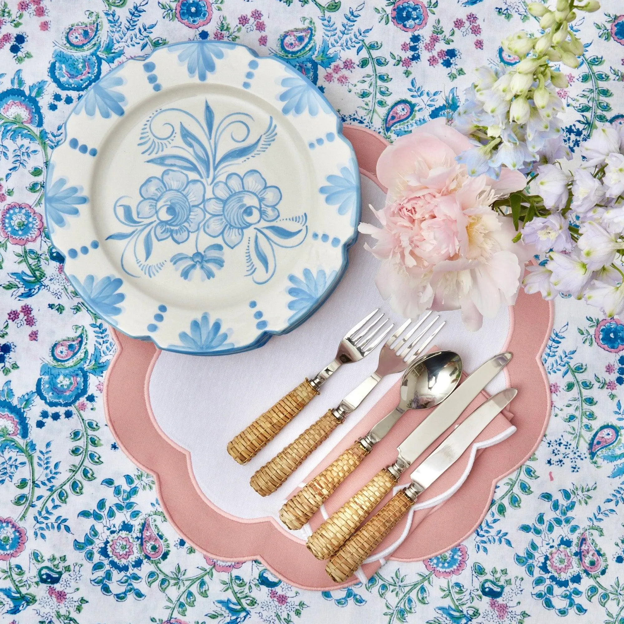 Seville Blue Gardenia Dinner Plate (Set Of 4)|Mrs. Alice