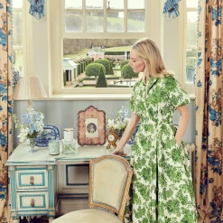 Velvet Oak Scented Candle & Pot Set|Mrs. Alice Outlet