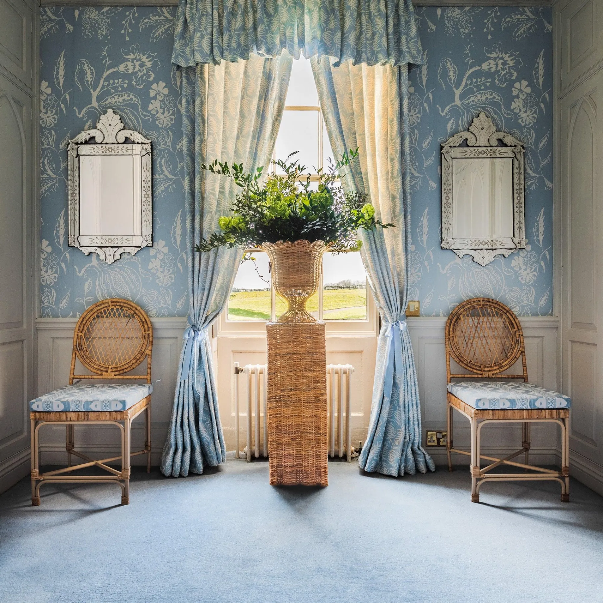 Vivienne Rattan Chair|Mrs. Alice Outlet