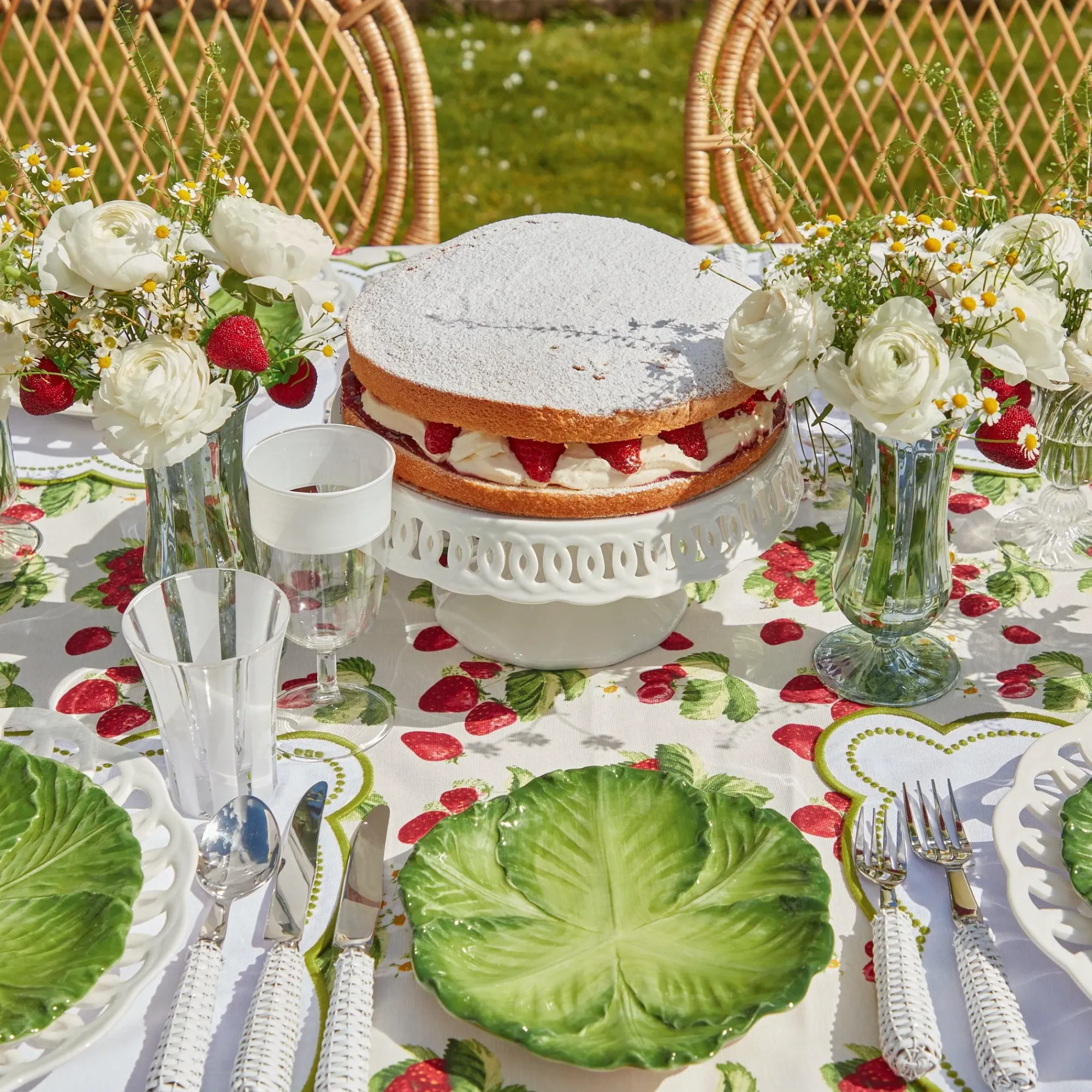 White Lace Cake Stand|Mrs. Alice Sale