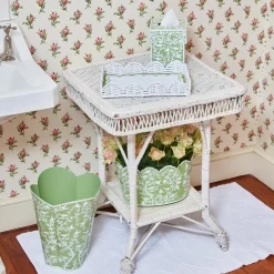 White Small Scalloped Rattan Tray|Mrs. Alice Discount